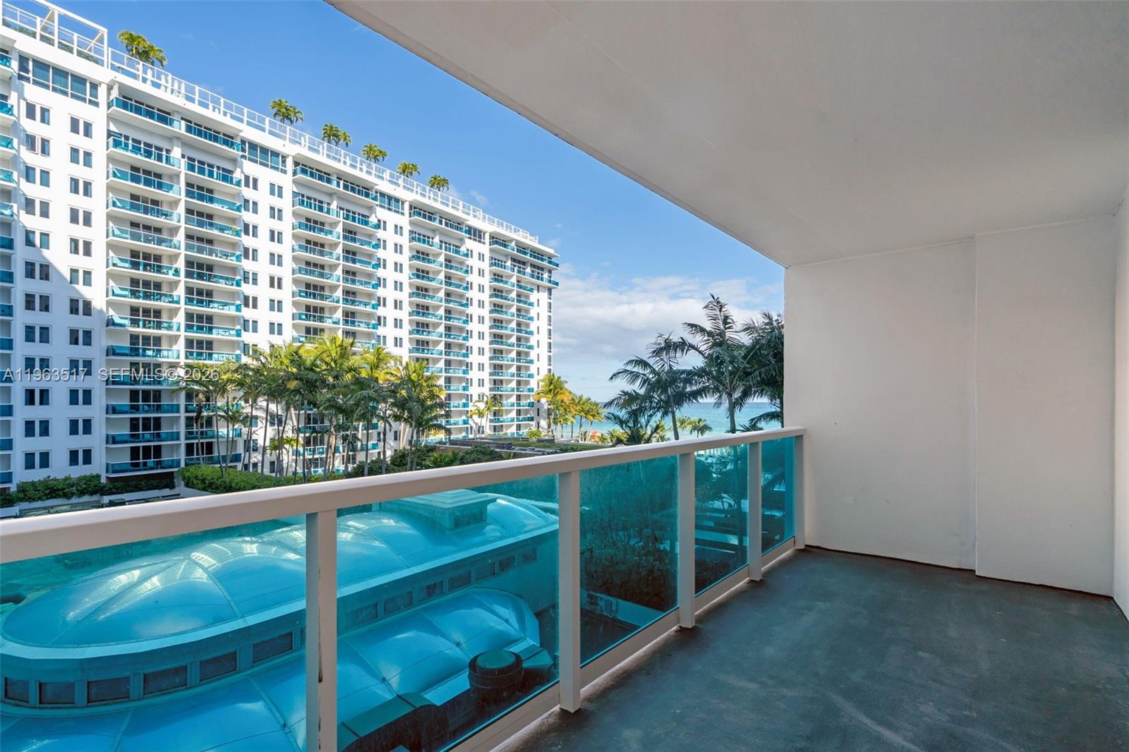 2301 Collins Avenue 621 Property Photo 14