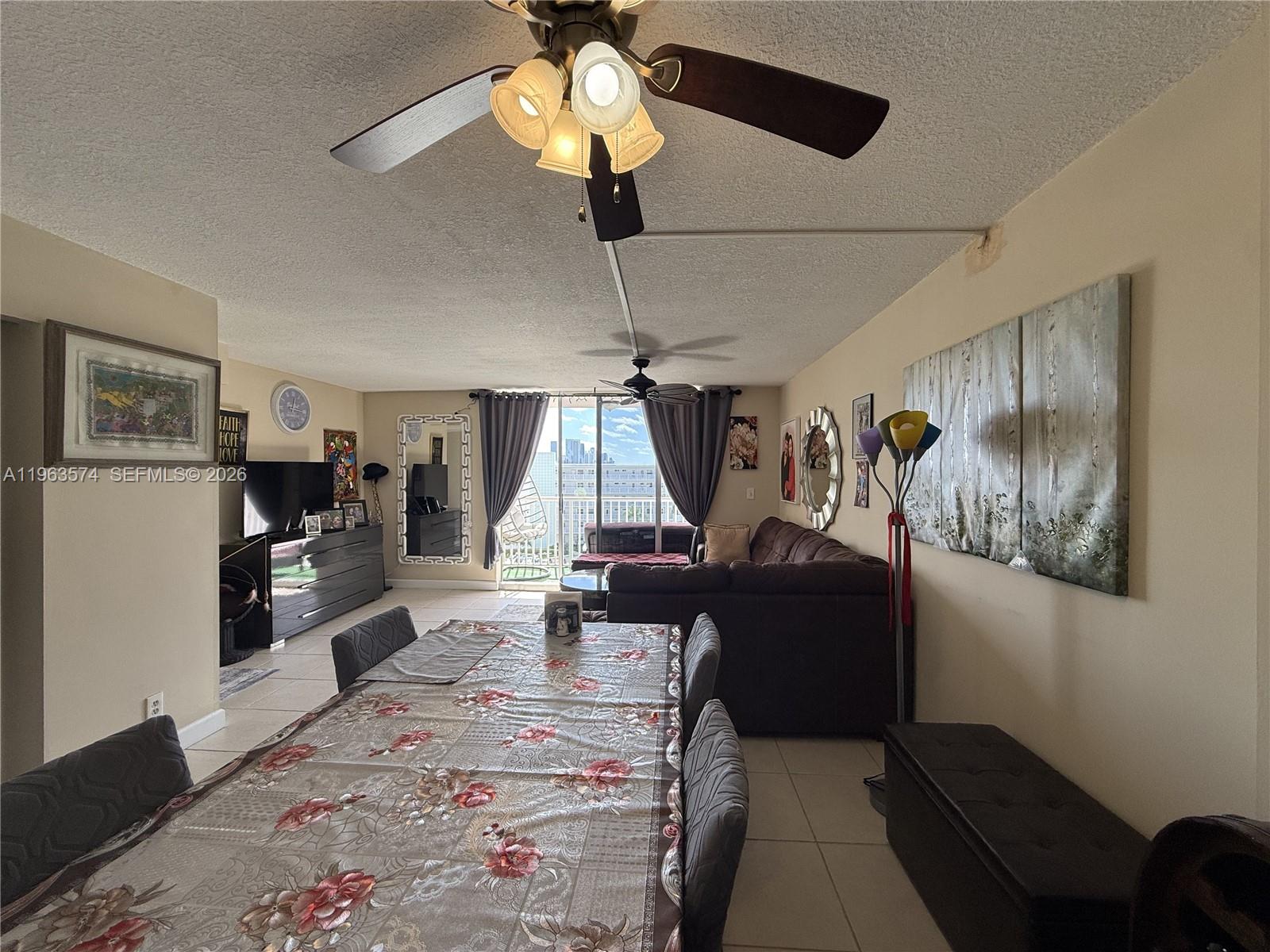 3161 S Ocean Drive 608 Property Photo 9