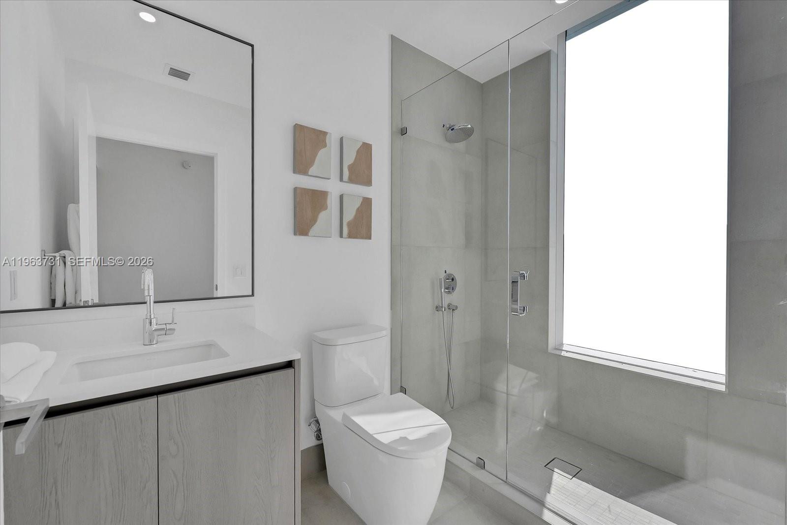 9201 E Bay Harbor Drive Lph01 Property Photo 22