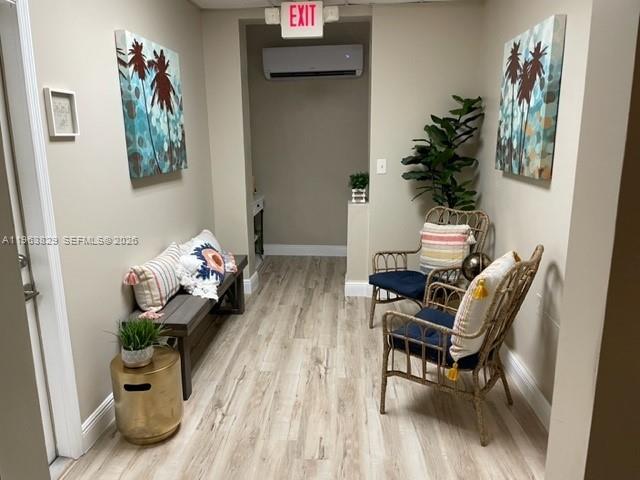 45 Curtiss Parkway Property Photo 4