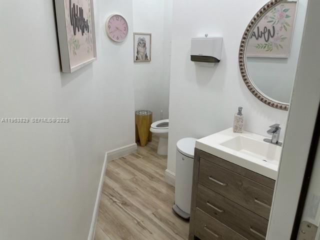 45 Curtiss Parkway Property Photo 7