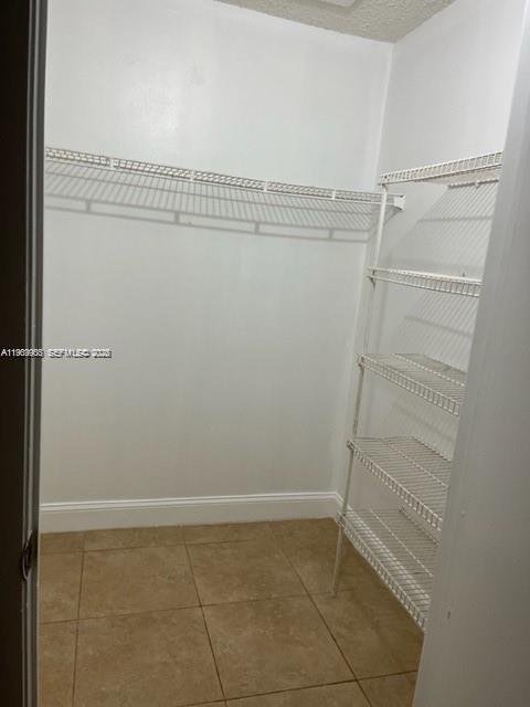 9999 Summerbreeze Drive 1009 Property Photo 10
