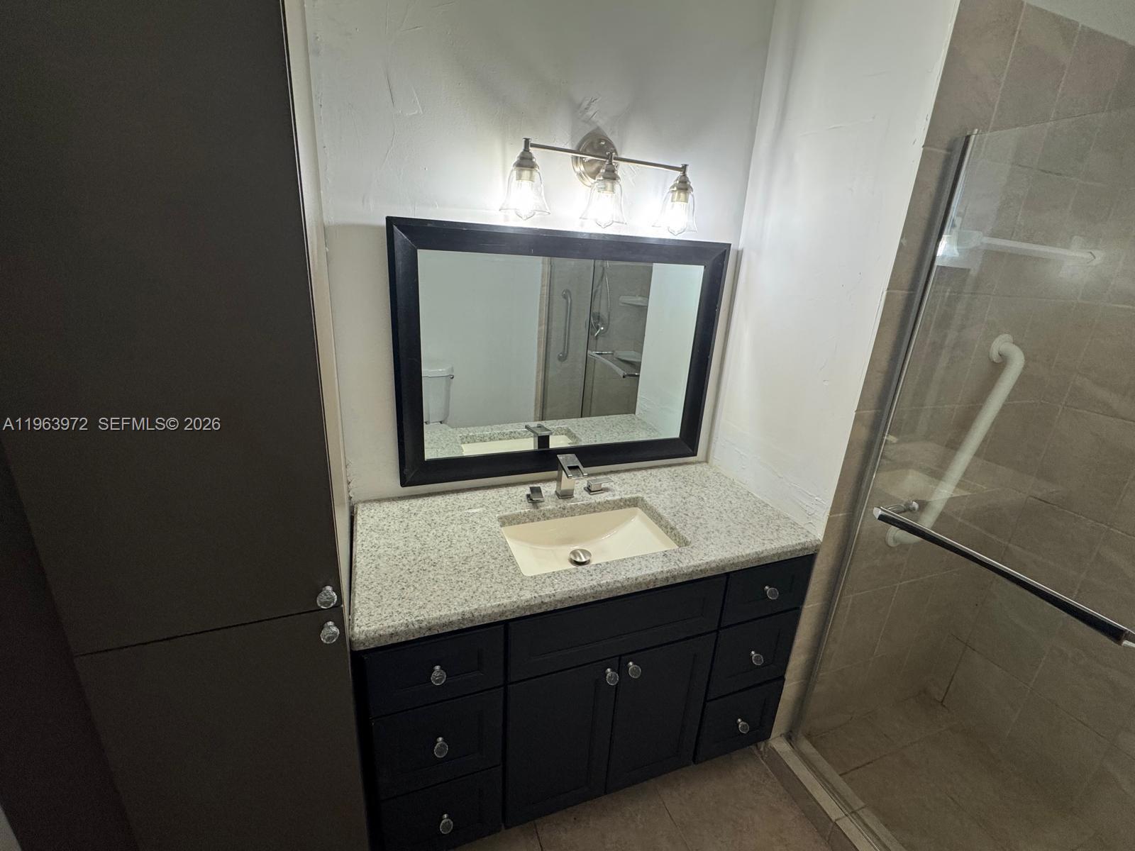 1721 Sw 84th Avenue Property Photo 7