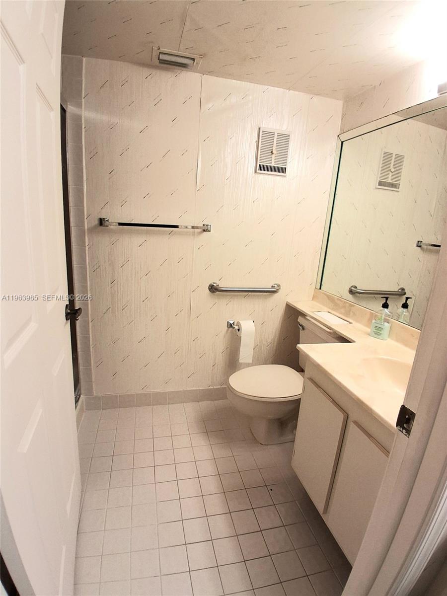 10456 Nw 24th Place 206 Property Photo 24