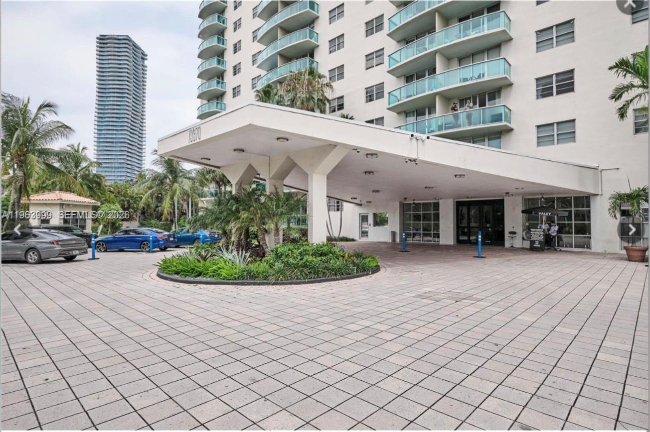19370 Collins Avenue 1414 Property Photo 4