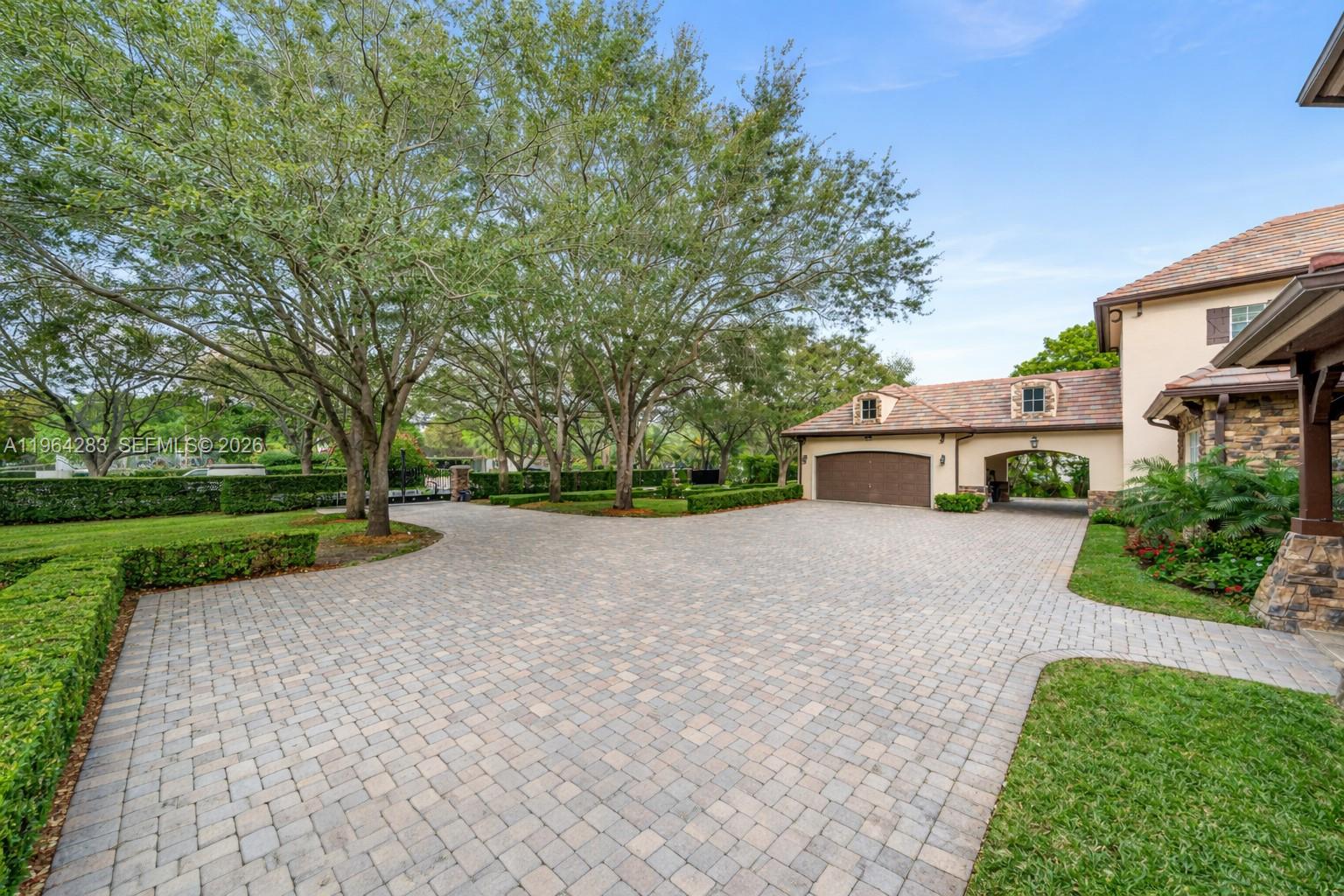12270 Sw 45th Street Property Photo 5