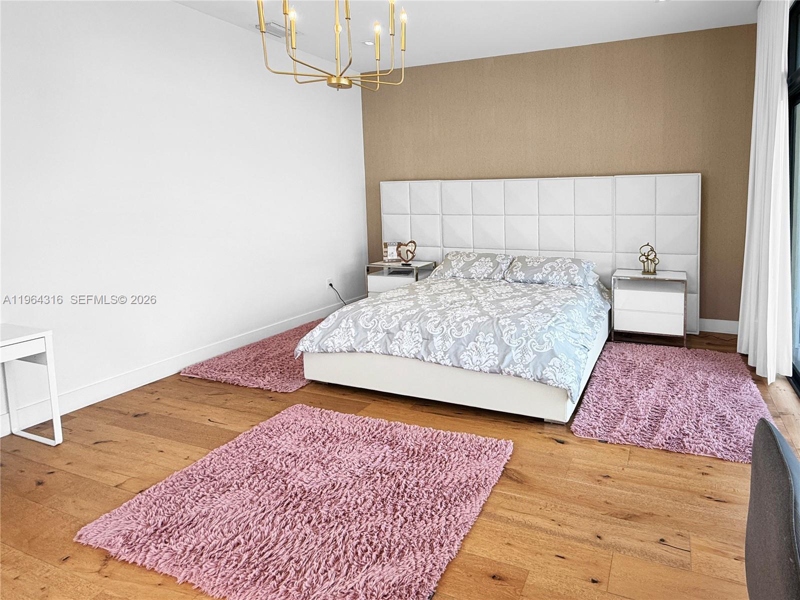 16640 Sunset Way Property Photo 14