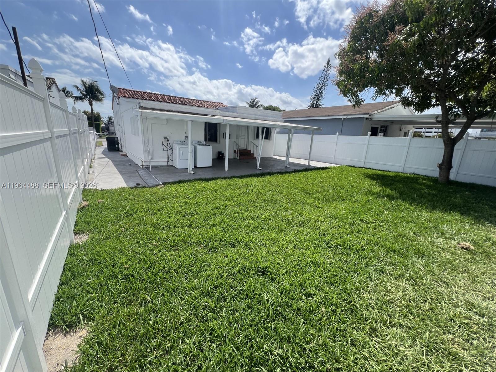 6823 Sw 25th Street Property Photo 12