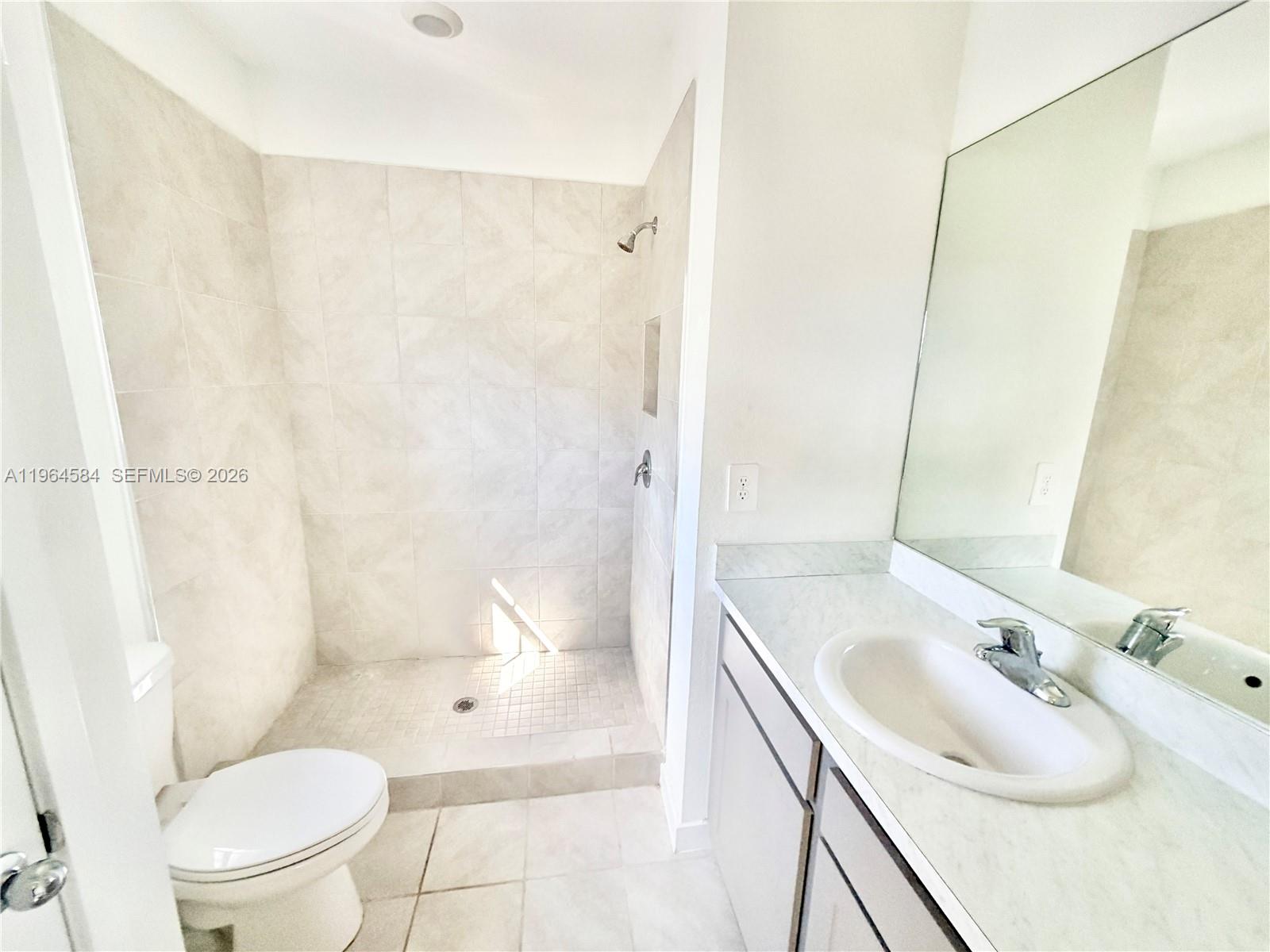 442 Ne 13th Street Property Photo 9