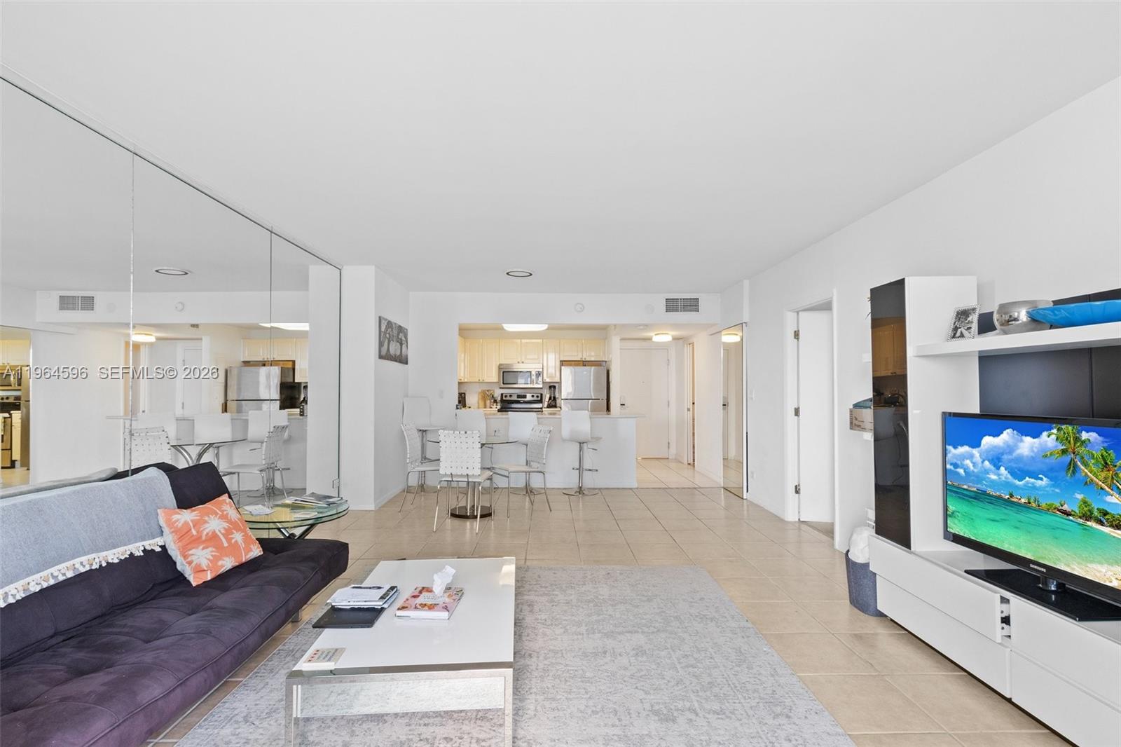 2301 Collins Avenue 504 Property Photo 5