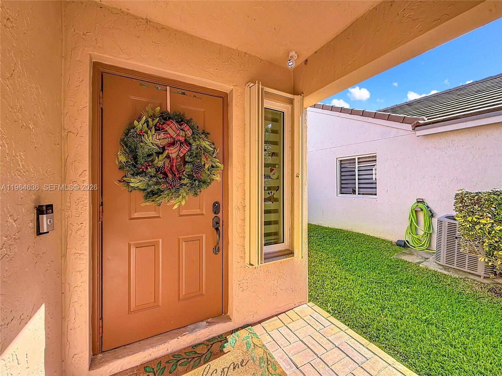 1536 Presidio Drive Property Photo 8