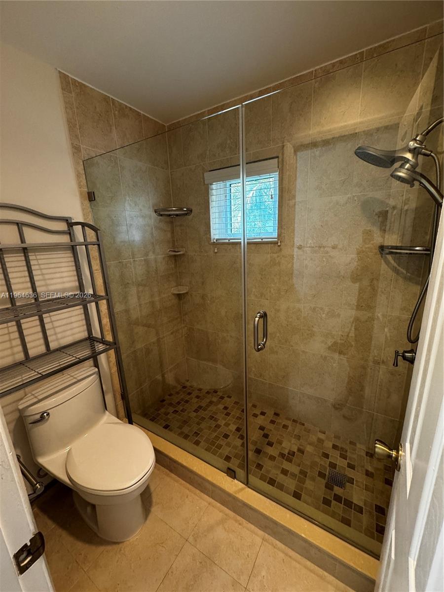 1536 Presidio Drive Property Photo 17