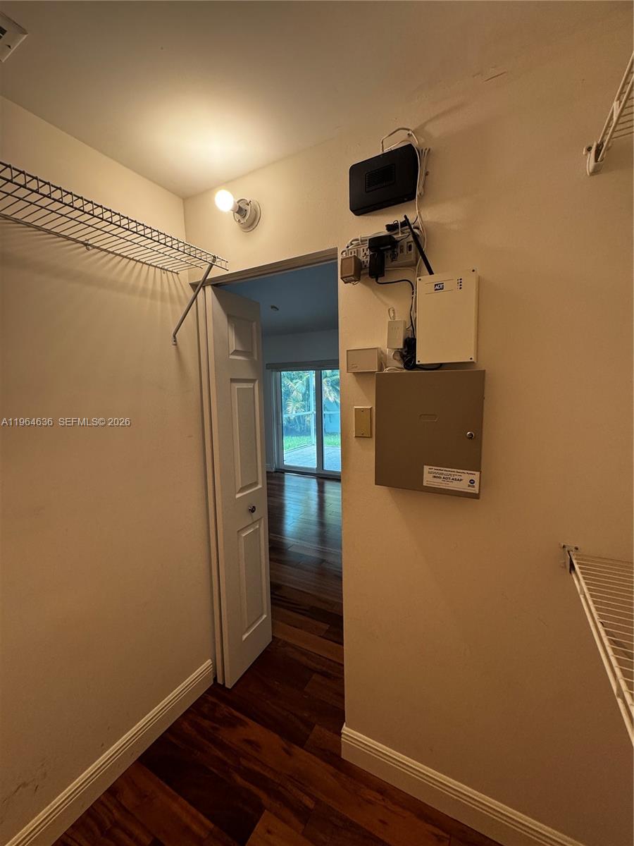 1536 Presidio Drive Property Photo 25