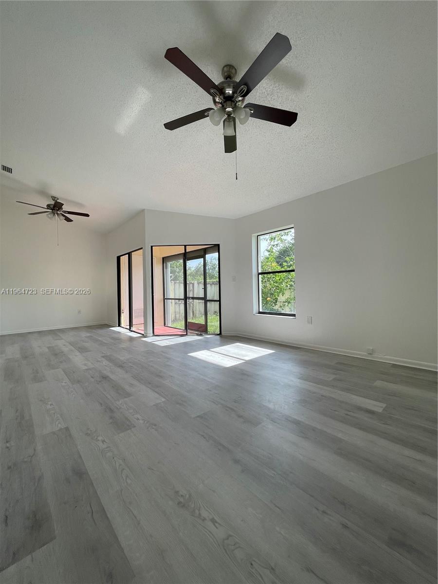 1210 San Remo Circle . Property Photo 5