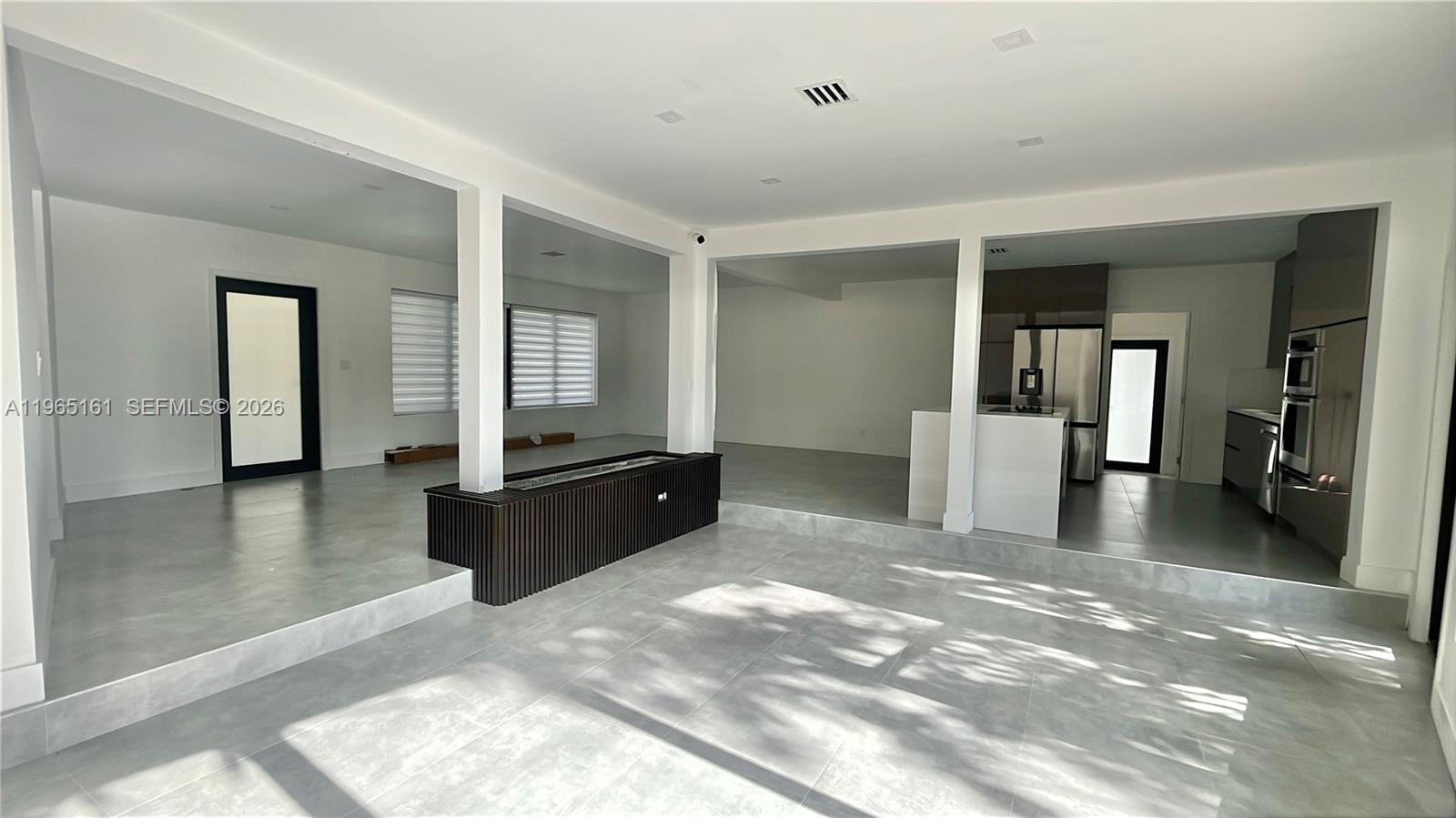 12615 N Miami Avenue Property Photo 60