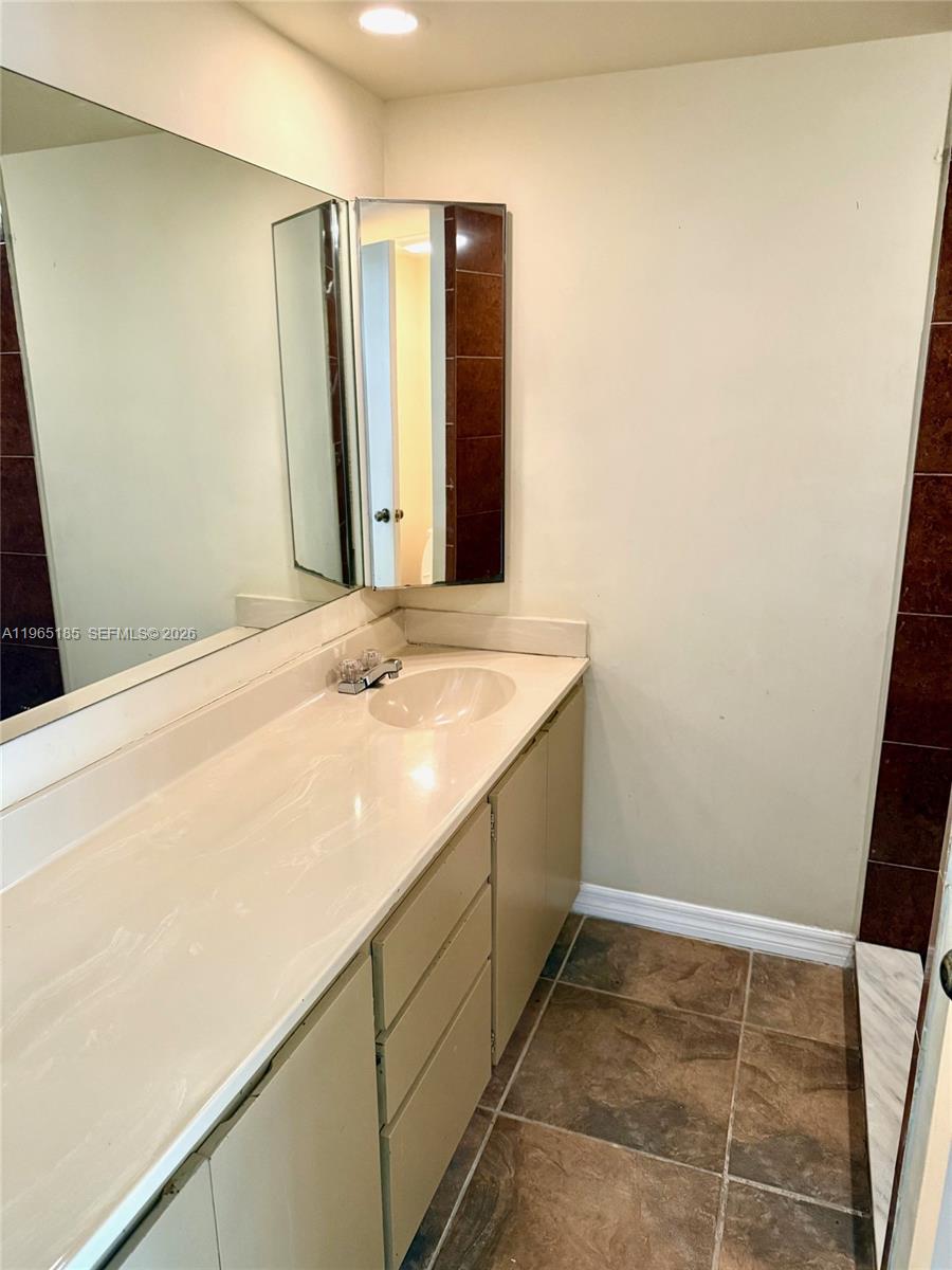 2610 26th Way Property Photo 13