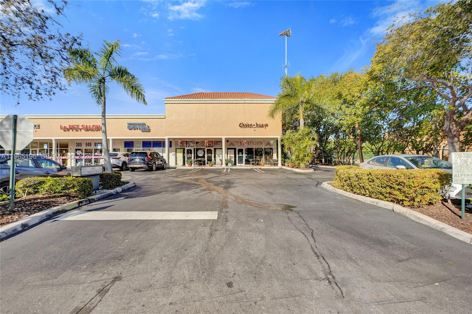 15400 Biscayne Boulevard Property Photo 46