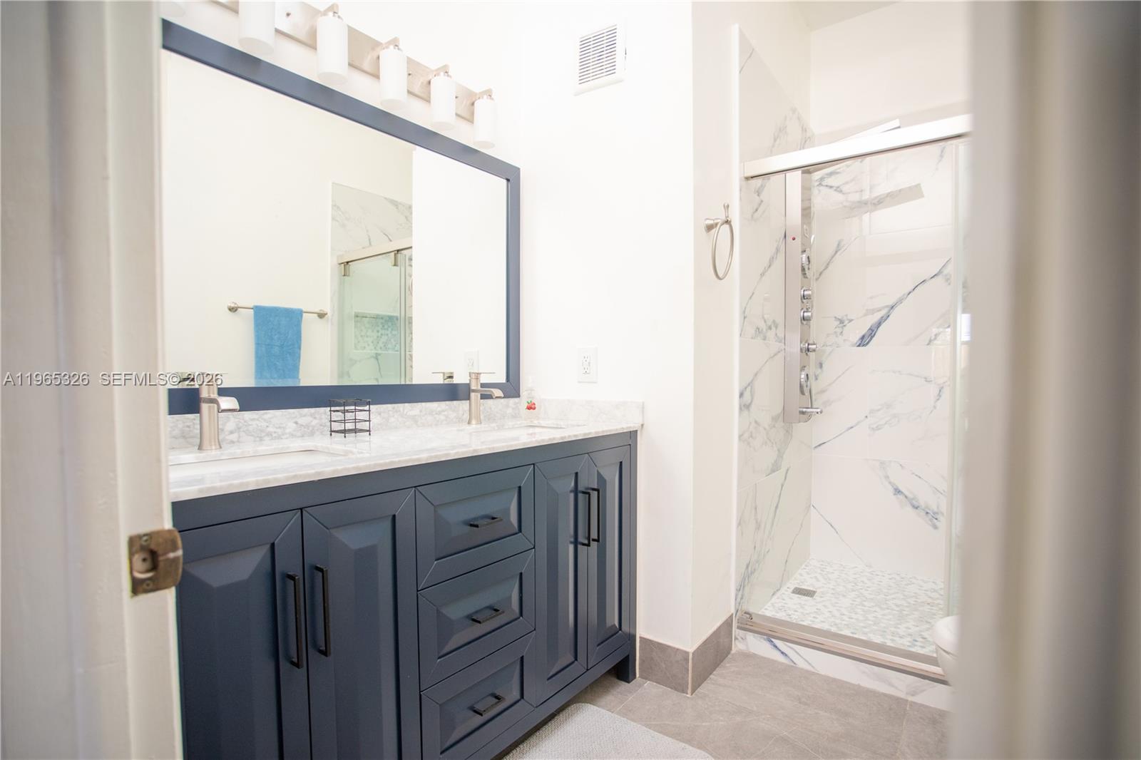 523 Leslie Drive Property Photo 11