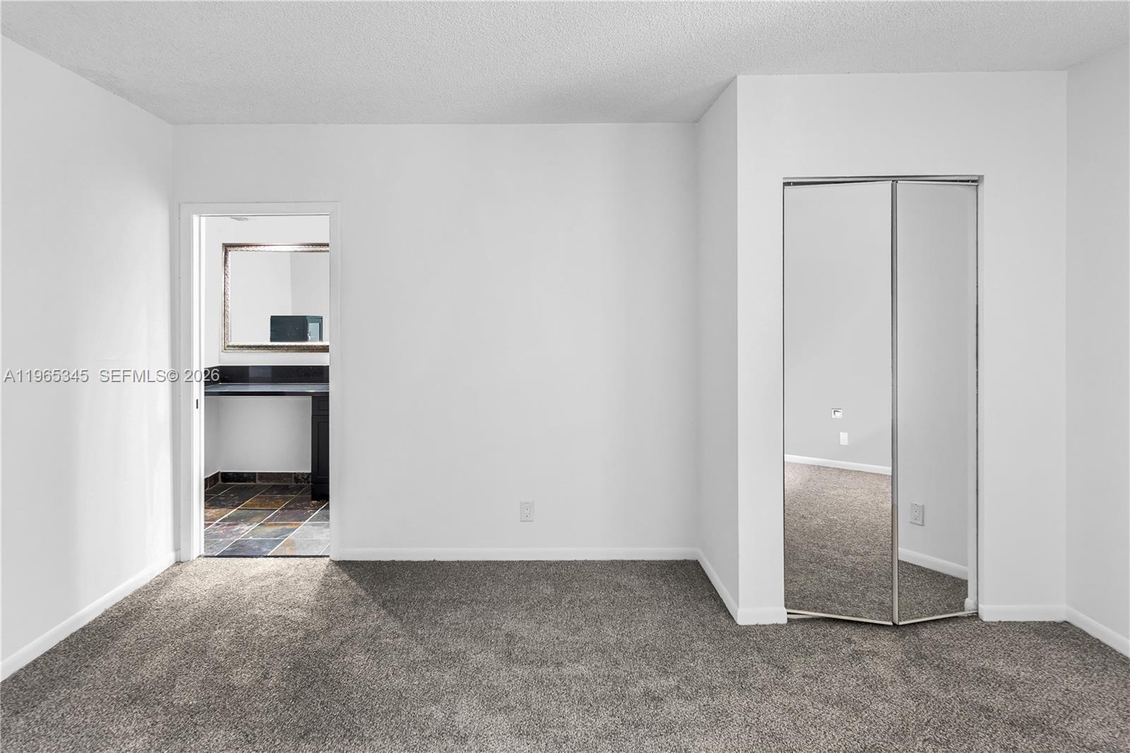 4705 Sw 62nd Avenue 204 Property Photo 15