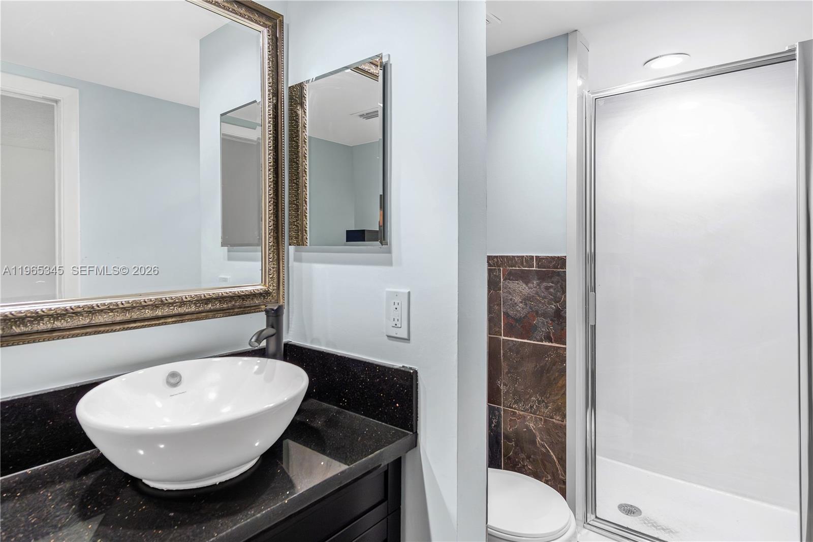 4705 Sw 62nd Avenue 204 Property Photo 16
