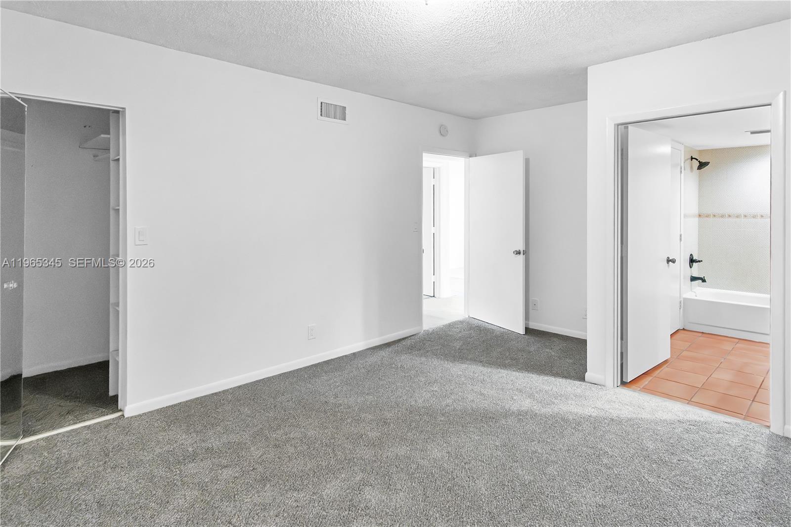 4705 Sw 62nd Avenue 204 Property Photo 22