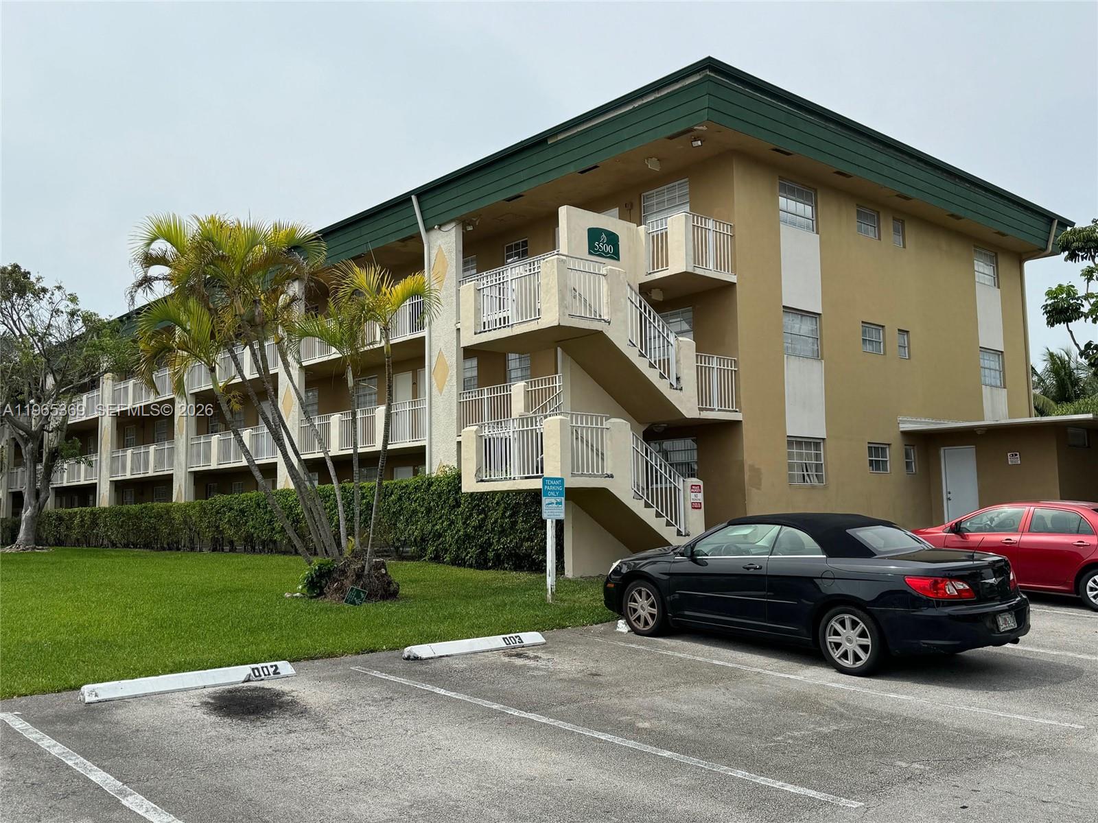 5500 Sw 77th Court 305 Property Photo 1