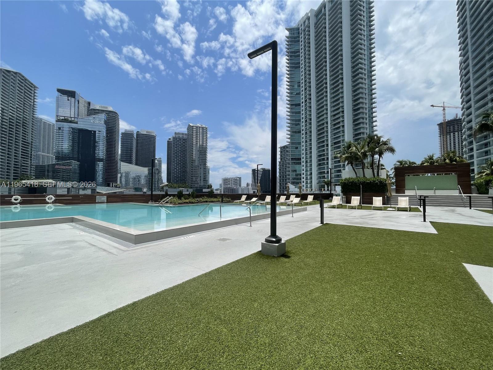 350 S Miami Avenue 3203 Property Photo 24