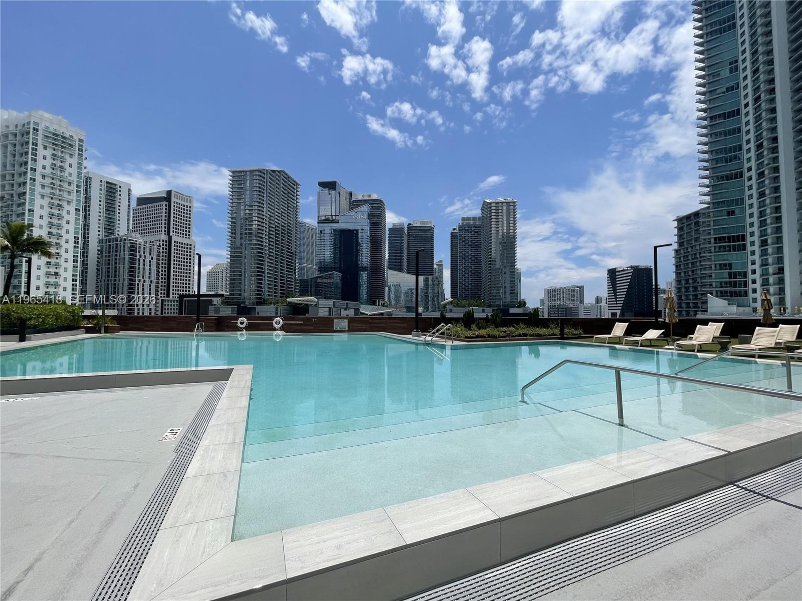 350 S Miami Avenue 3203 Property Photo 25