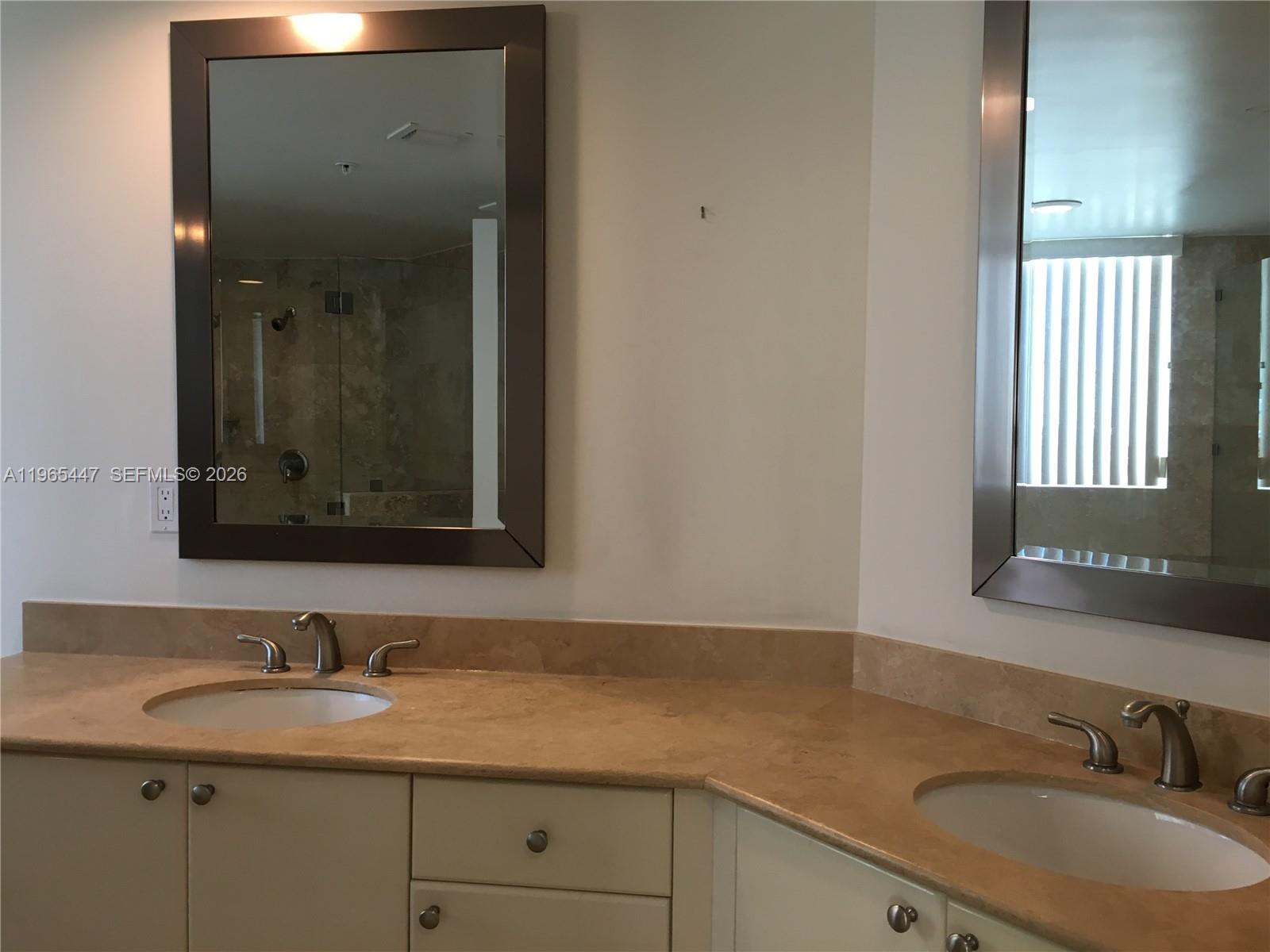 1755 E Hallandale Beach Boulevard 406e Property Photo 9