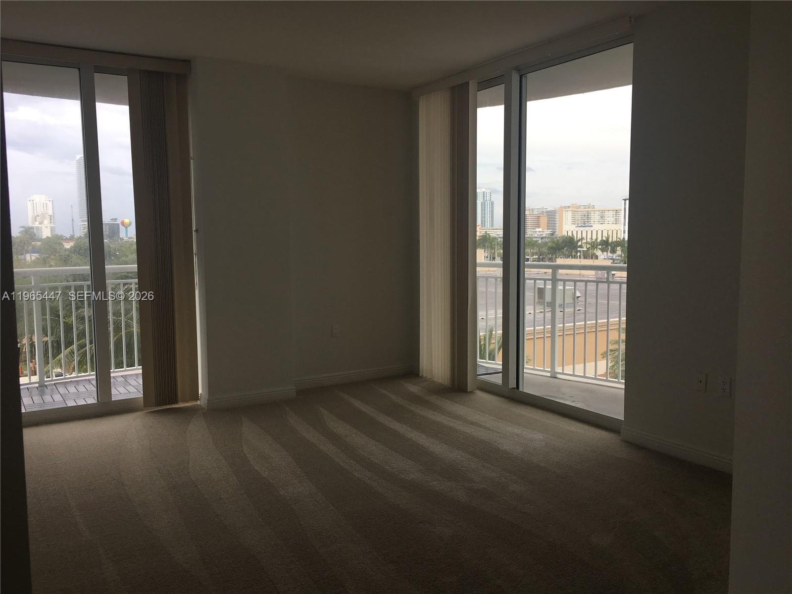 1755 E Hallandale Beach Boulevard 406e Property Photo 13