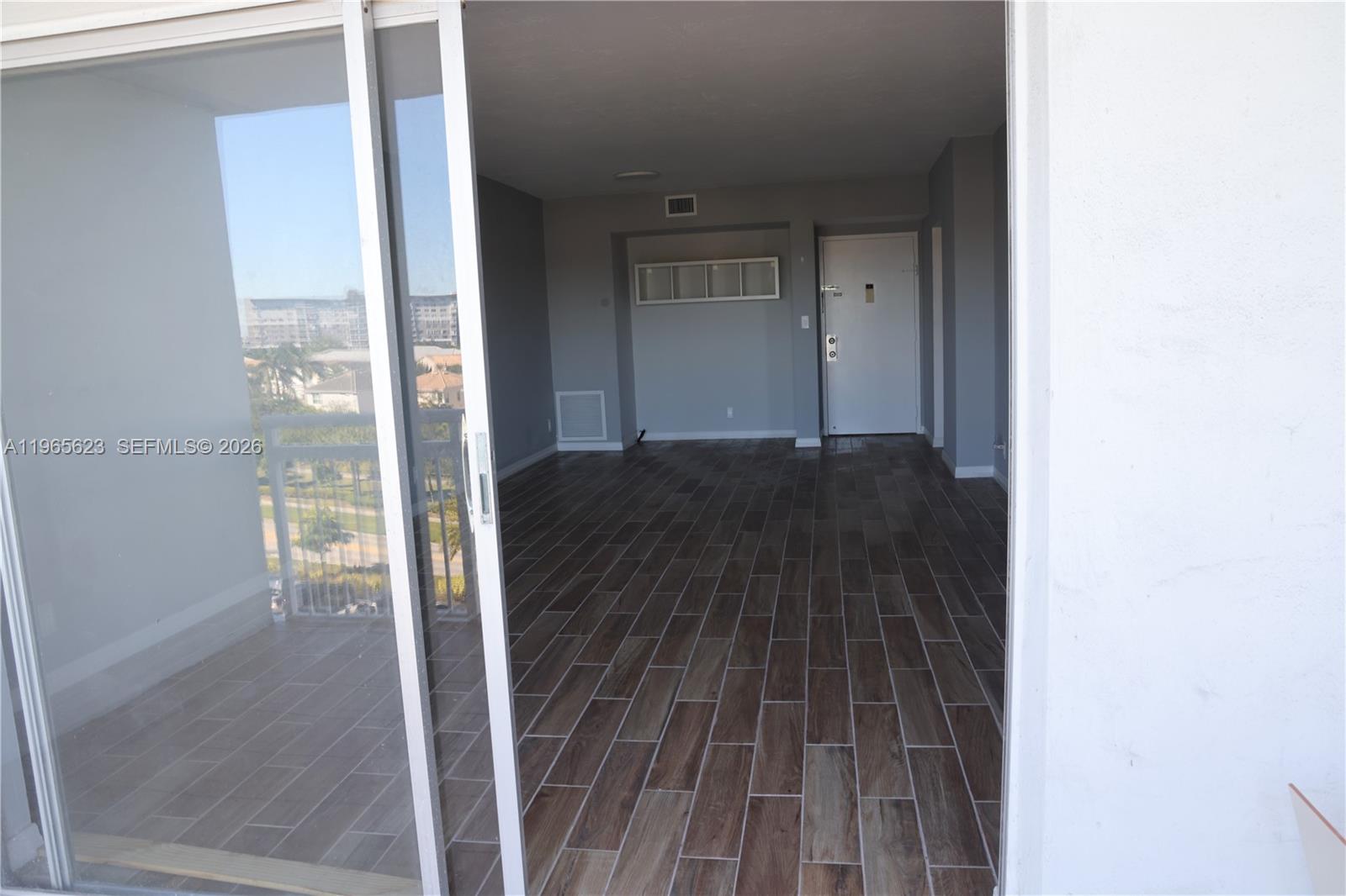 A11965623 Property Photo 13