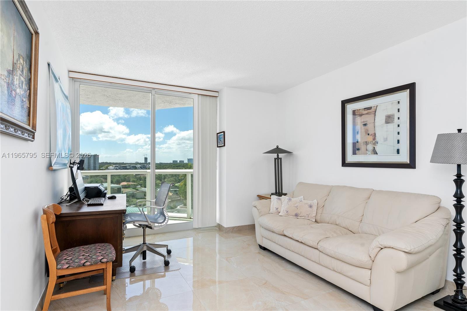 16400 Collins Avenue 744 Property Photo 20