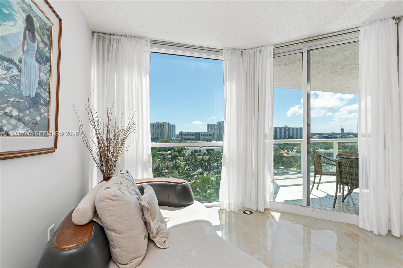 16400 Collins Avenue 744 Property Photo 29