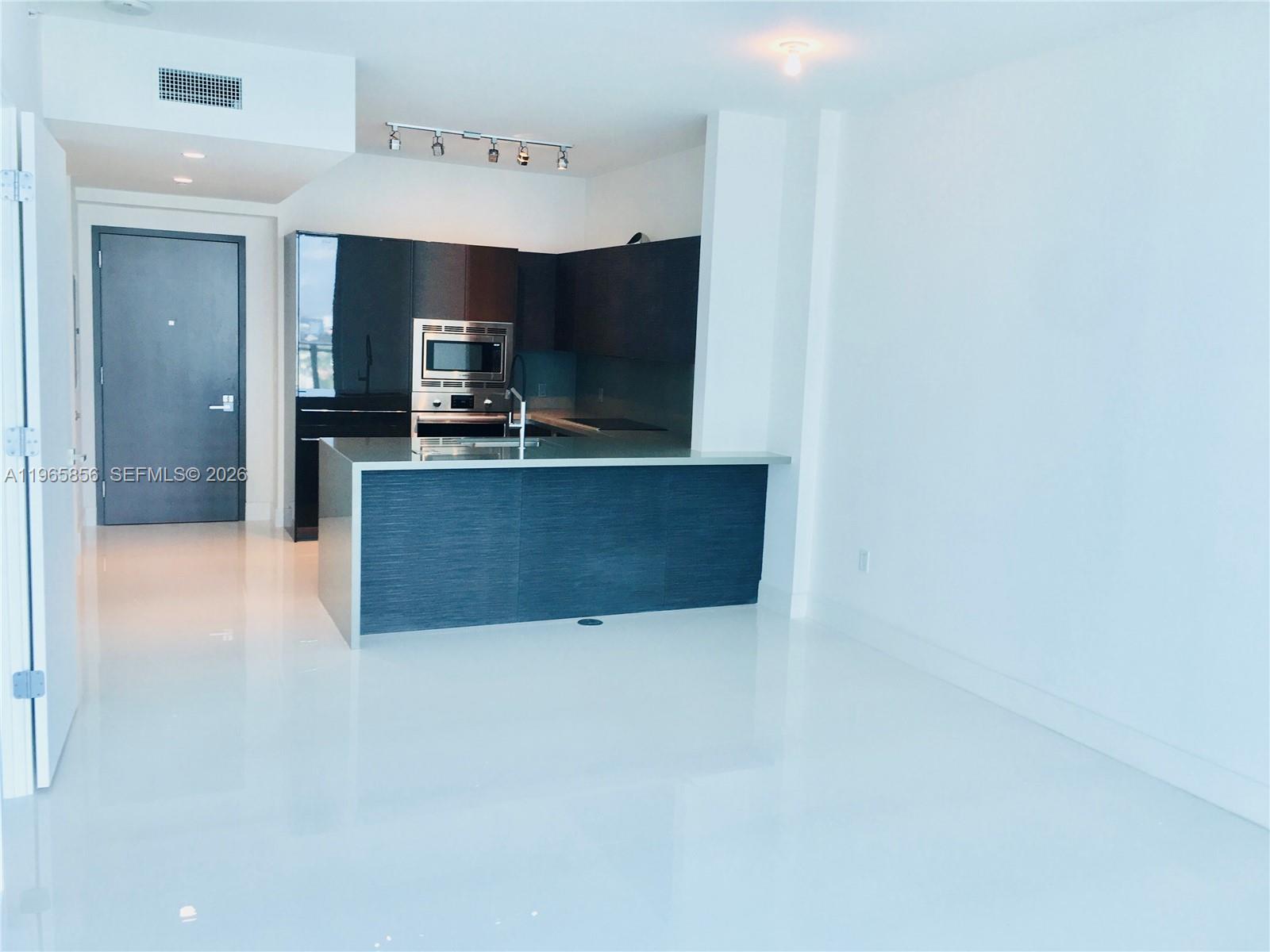 1080 Brickell Avenue 2607 Property Photo 5