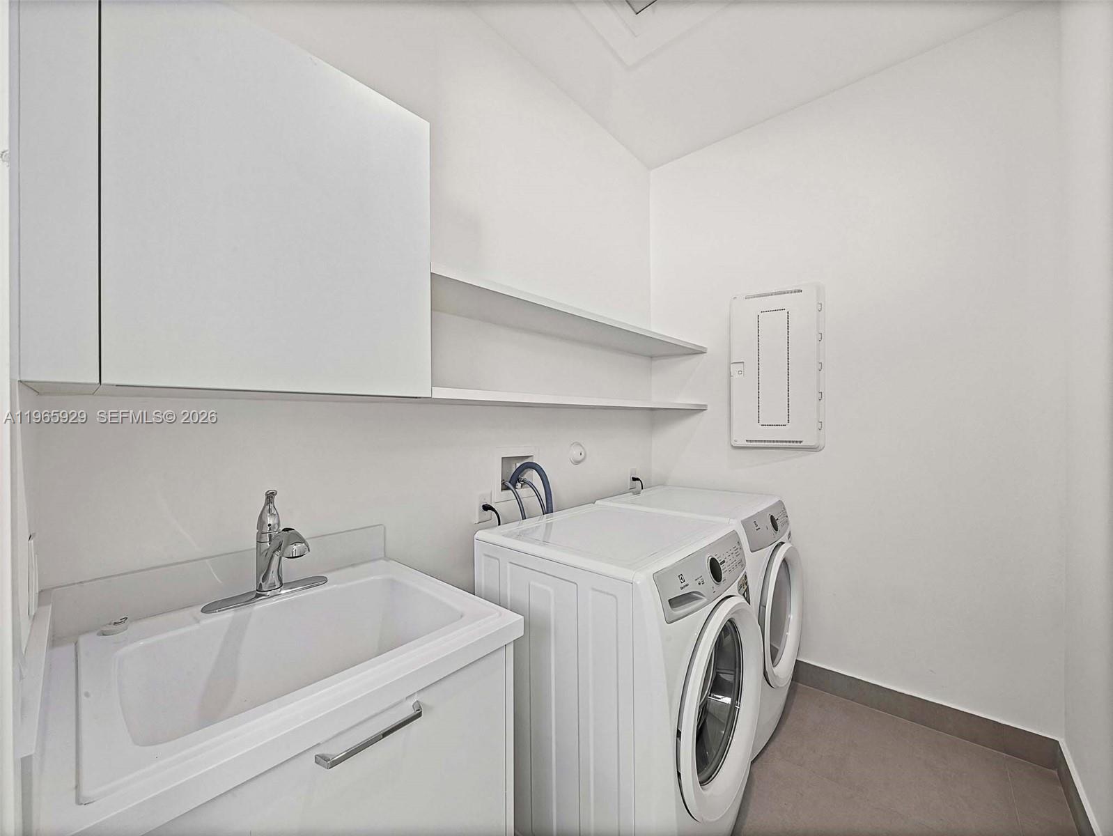 5718 Ashwood Circle W Property Photo 71
