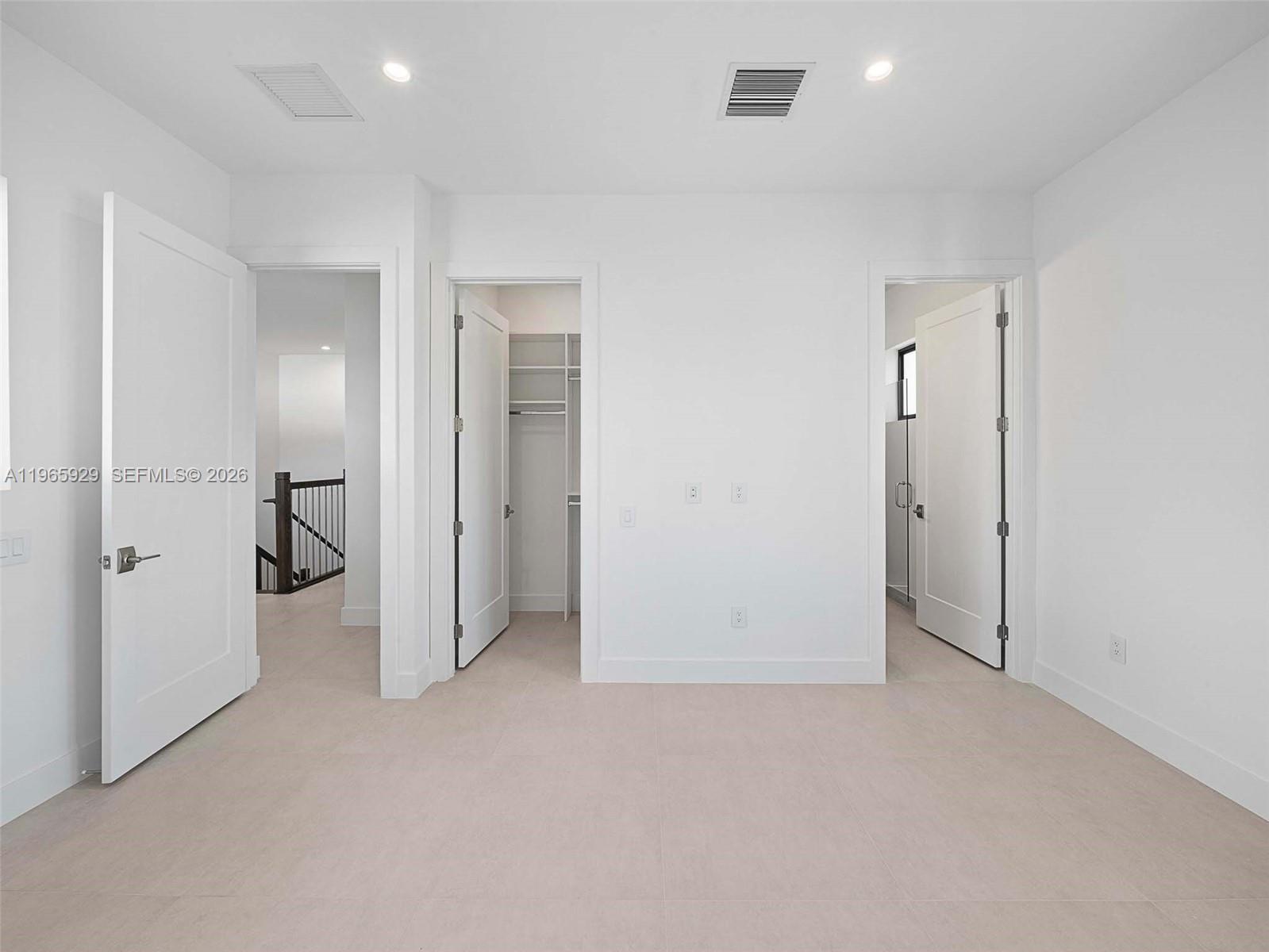 5718 Ashwood Circle W Property Photo 85