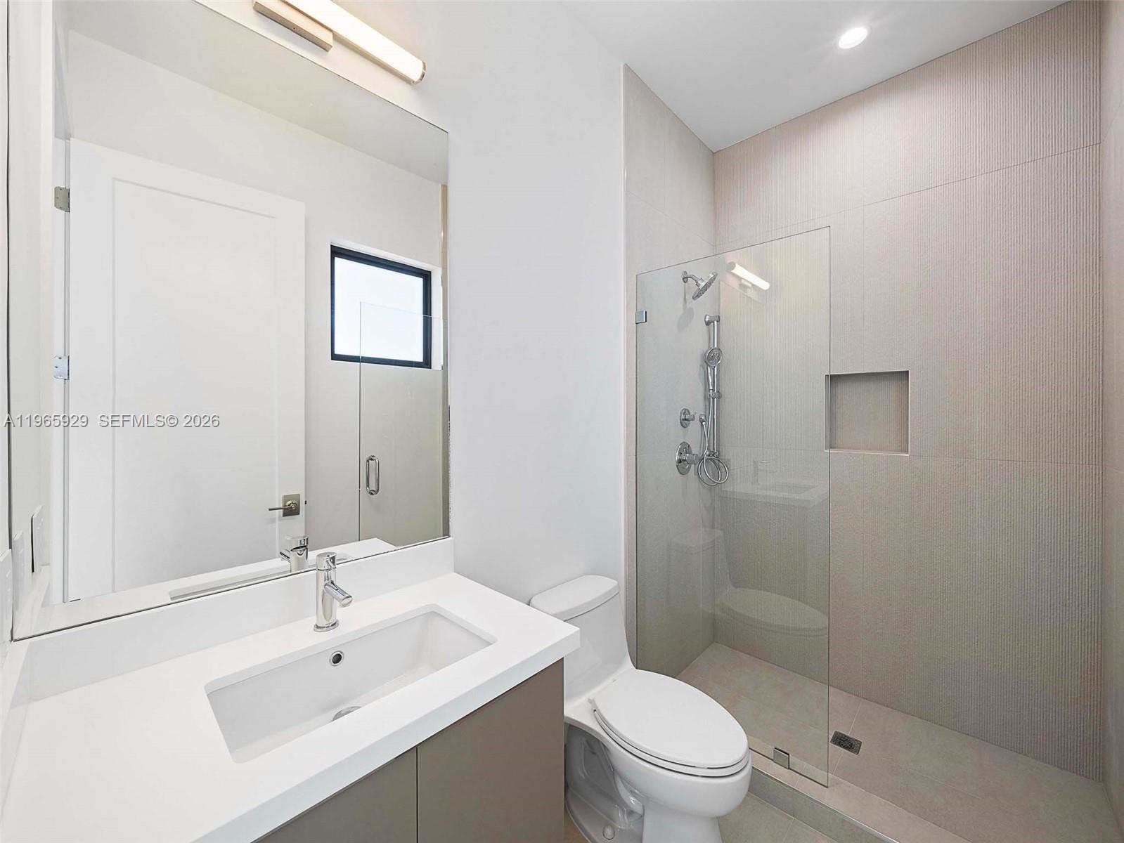 5718 Ashwood Circle W Property Photo 86