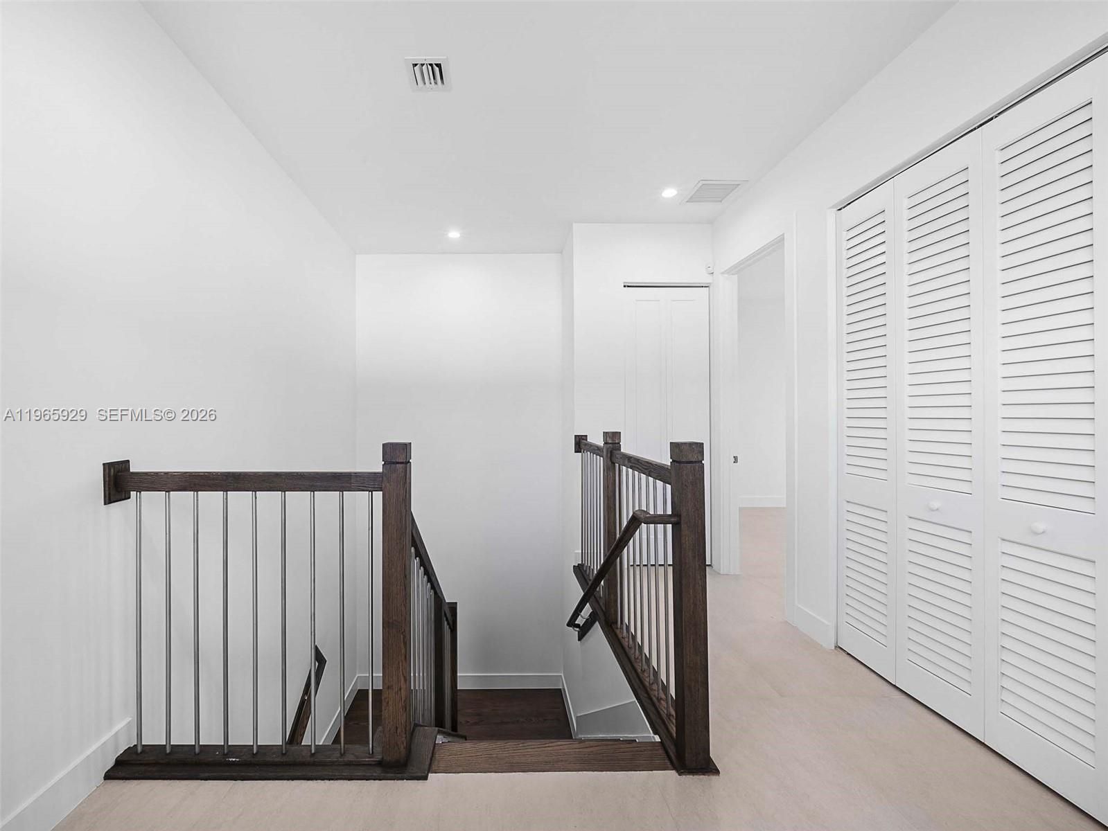 5718 Ashwood Circle W Property Photo 99