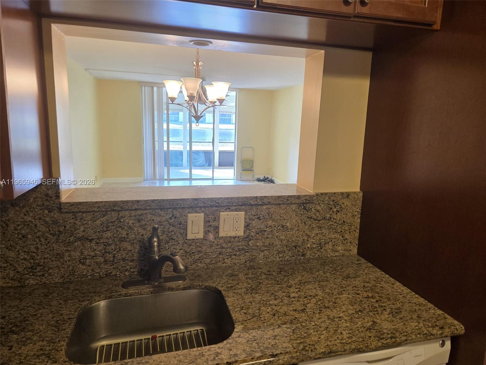6675 S Oriole Boulevard 1040 Property Photo 7