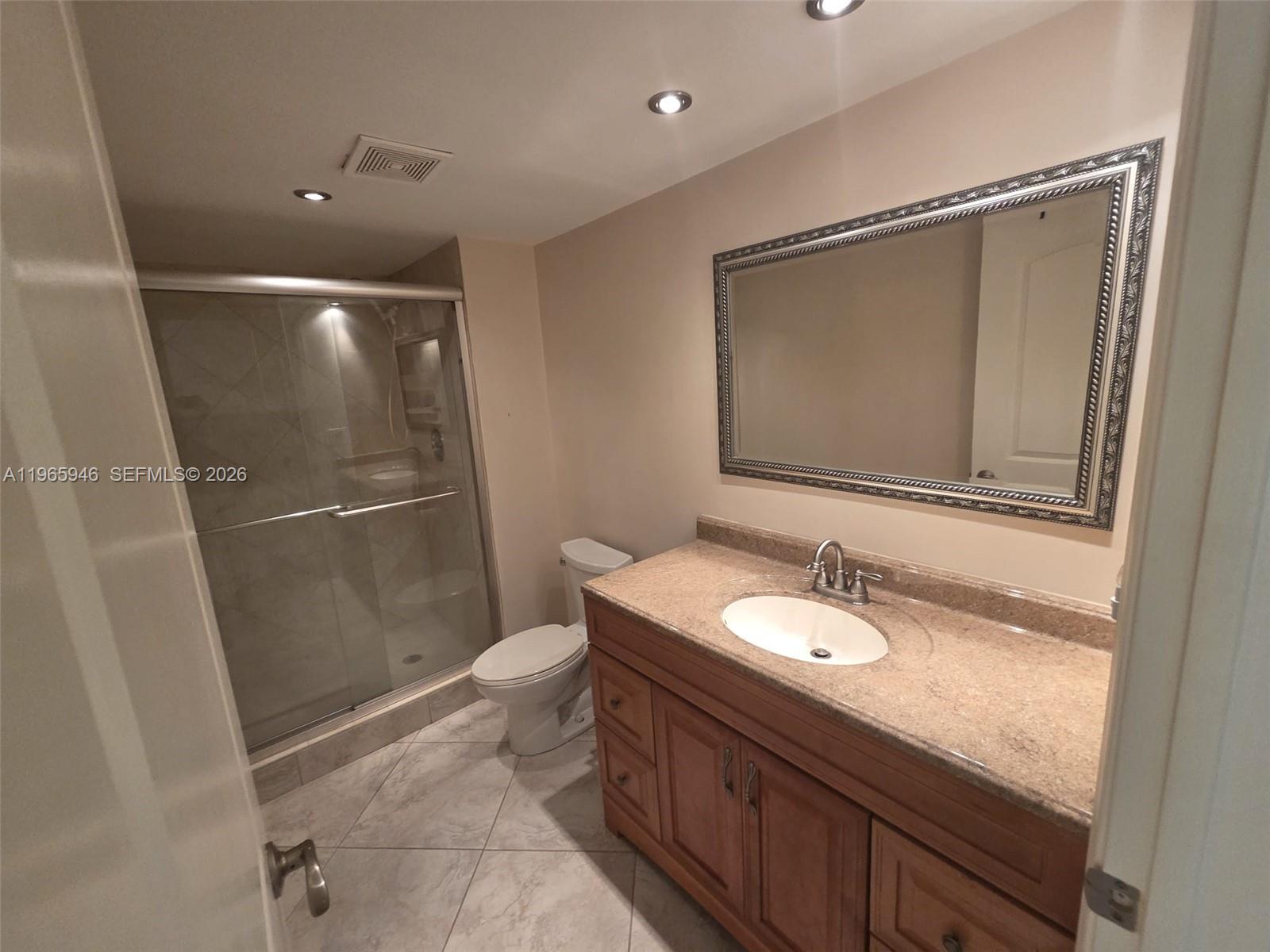 6675 S Oriole Boulevard 1040 Property Photo 13