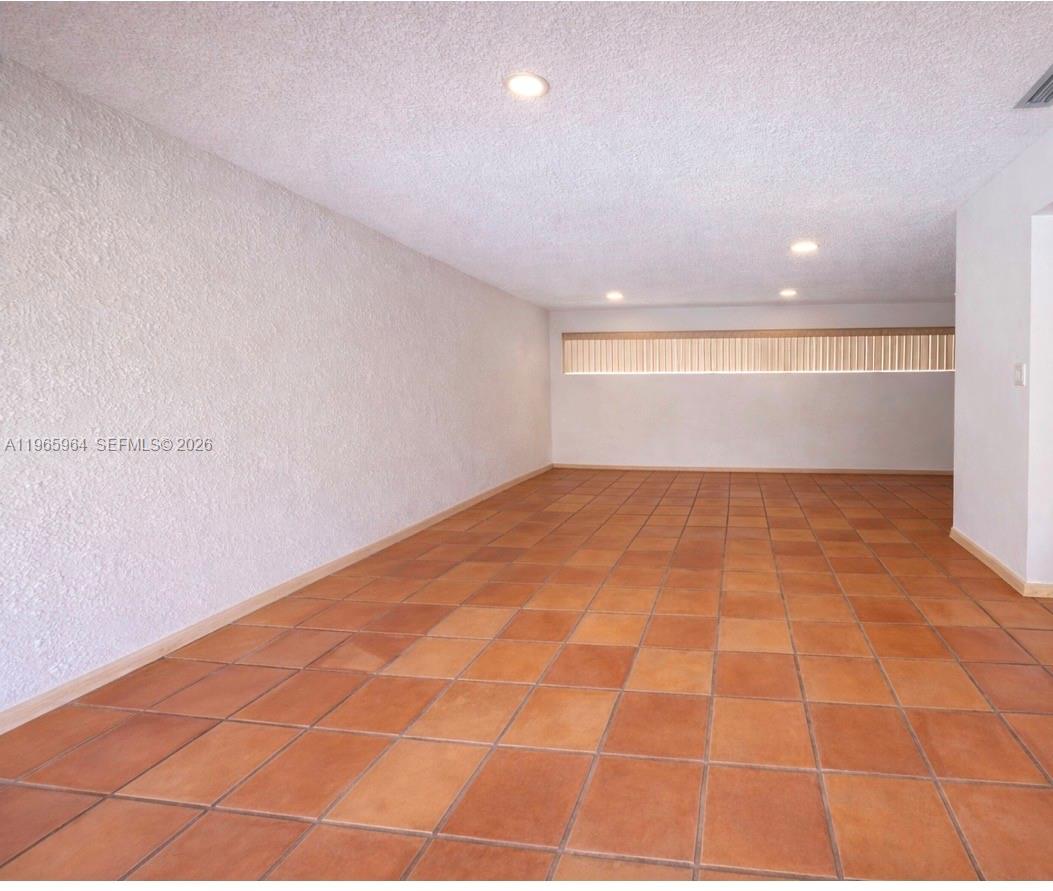 7355 Poinciana Court Property Photo 6