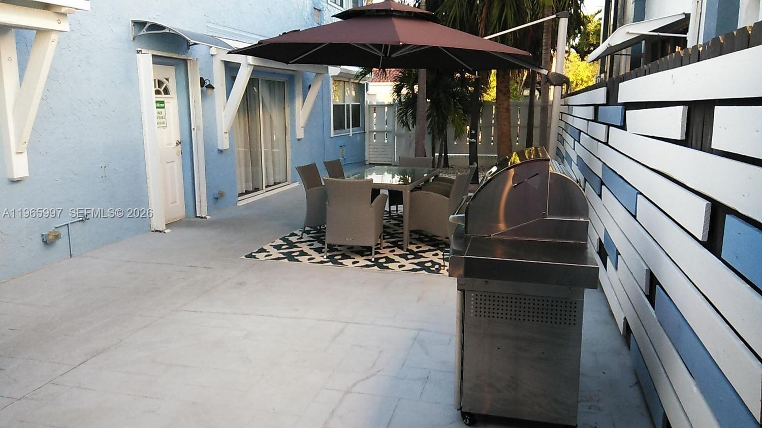 A11965997 Property Photo 10