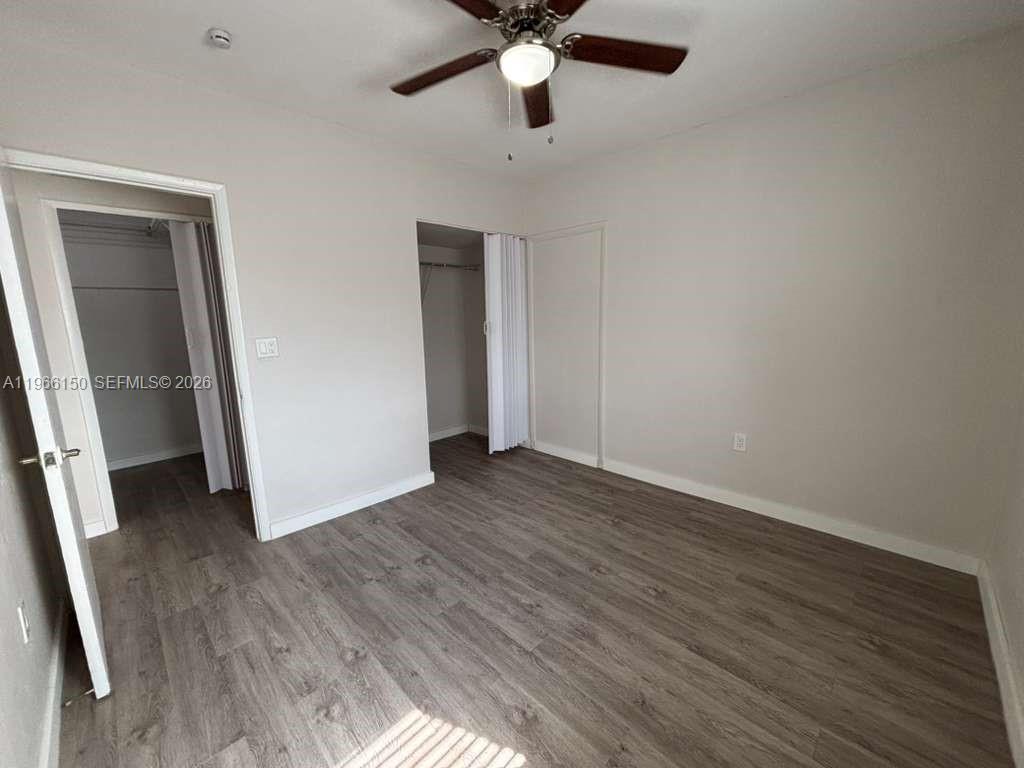 301 Sharar Avenue 4 Property Photo 8