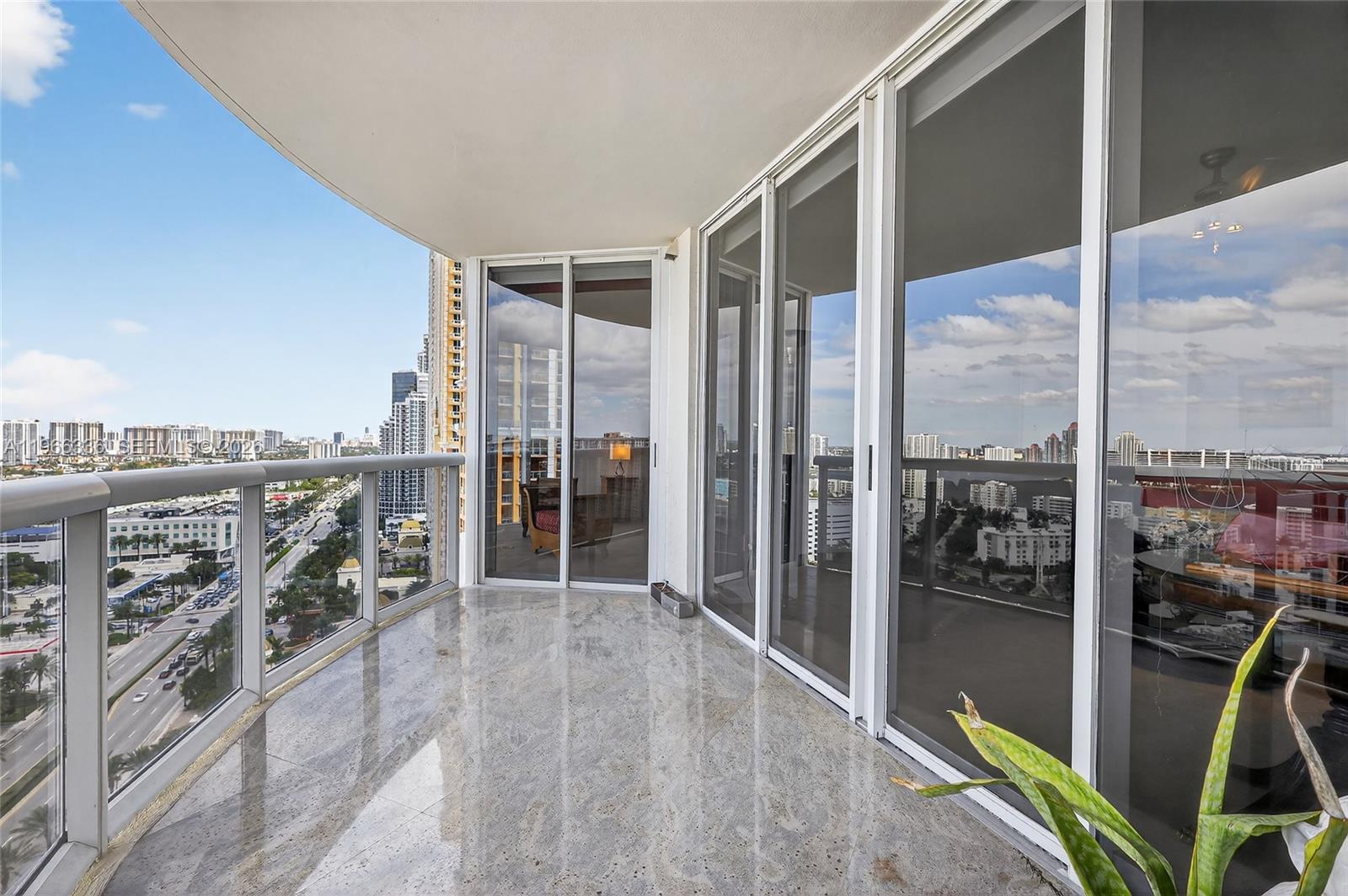 17555 Collins Avenue 2303/04 Property Photo 47