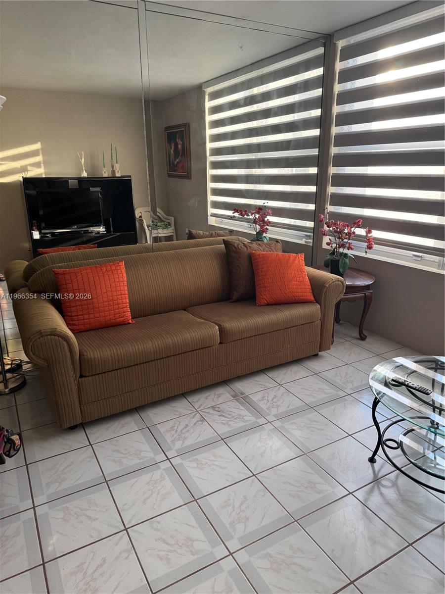 2899 Collins Avenue 936 Property Photo 40