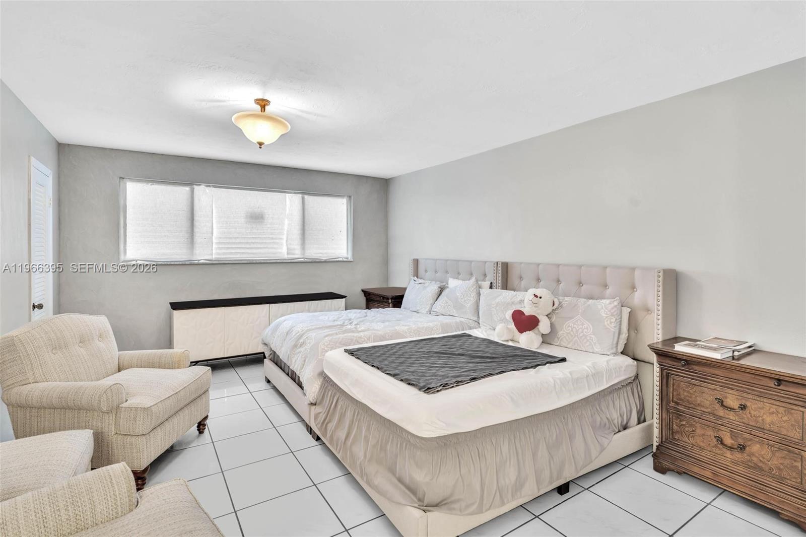 9524 Byron Avenue Property Photo 12