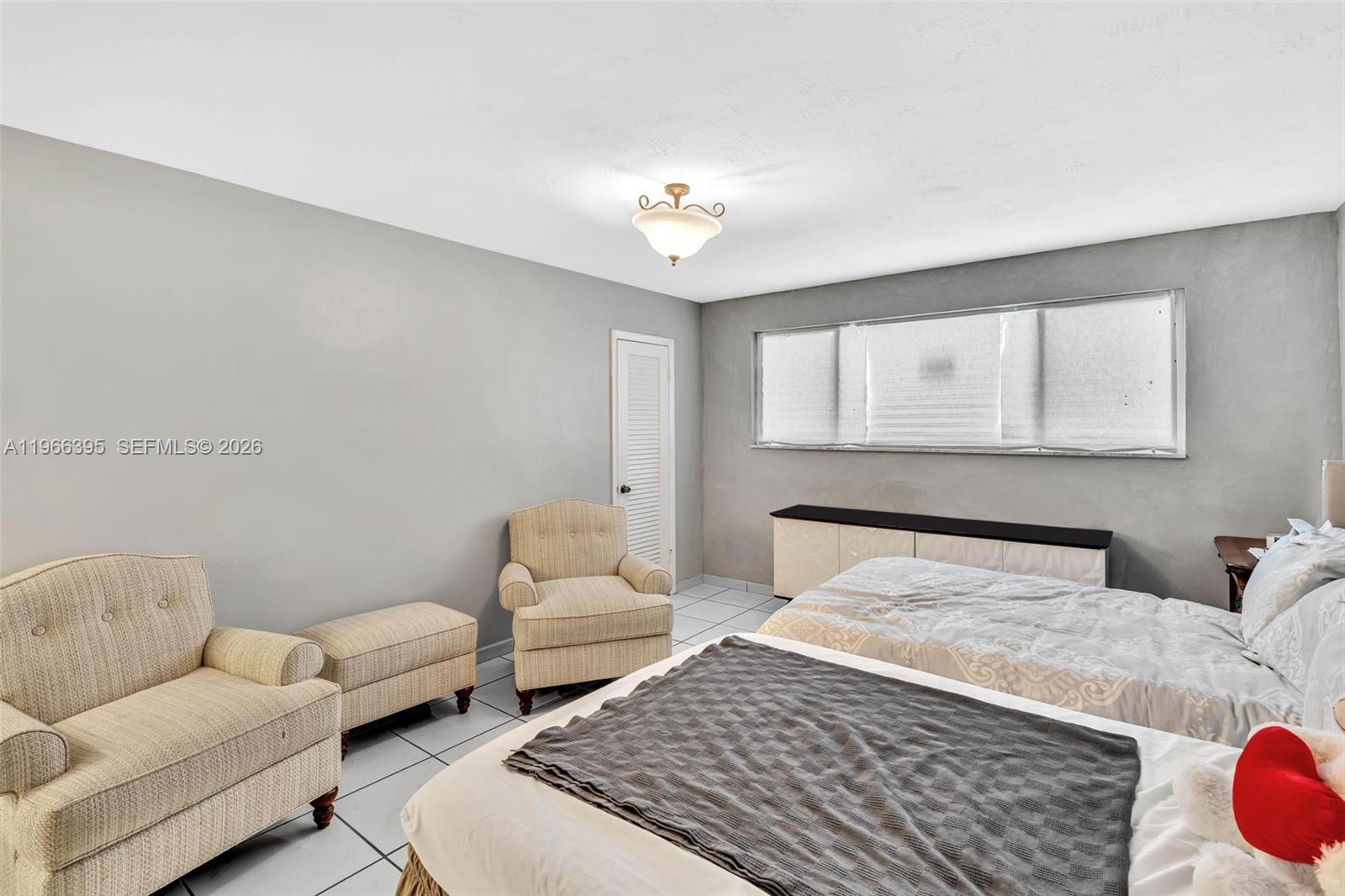 9524 Byron Avenue Property Photo 14