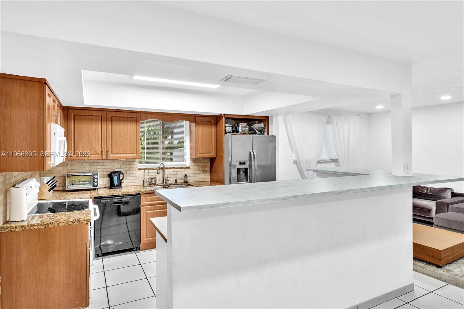 9524 Byron Avenue Property Photo 28