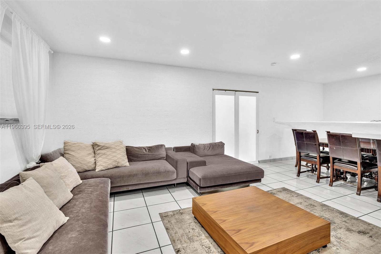 9524 Byron Avenue Property Photo 31