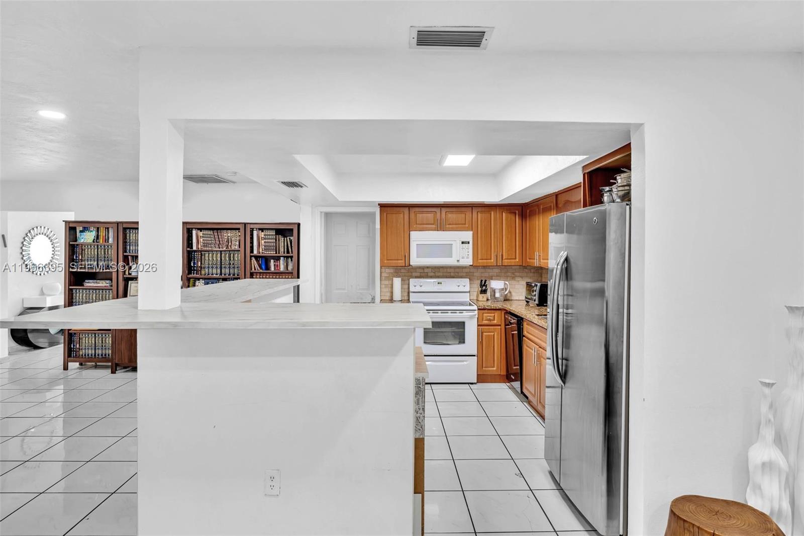 9524 Byron Avenue Property Photo 37
